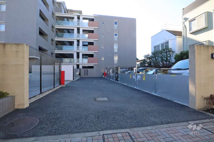 敷地内駐車場（屋外機械式）