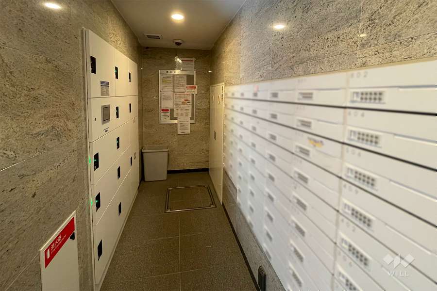 宅配ボックスと共用ポスト