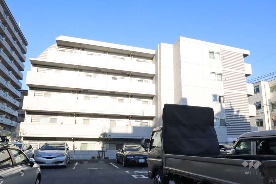 アクサス蒲田南の外観(南西側から)