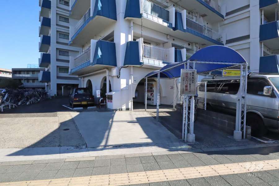 エントランスアプローチ