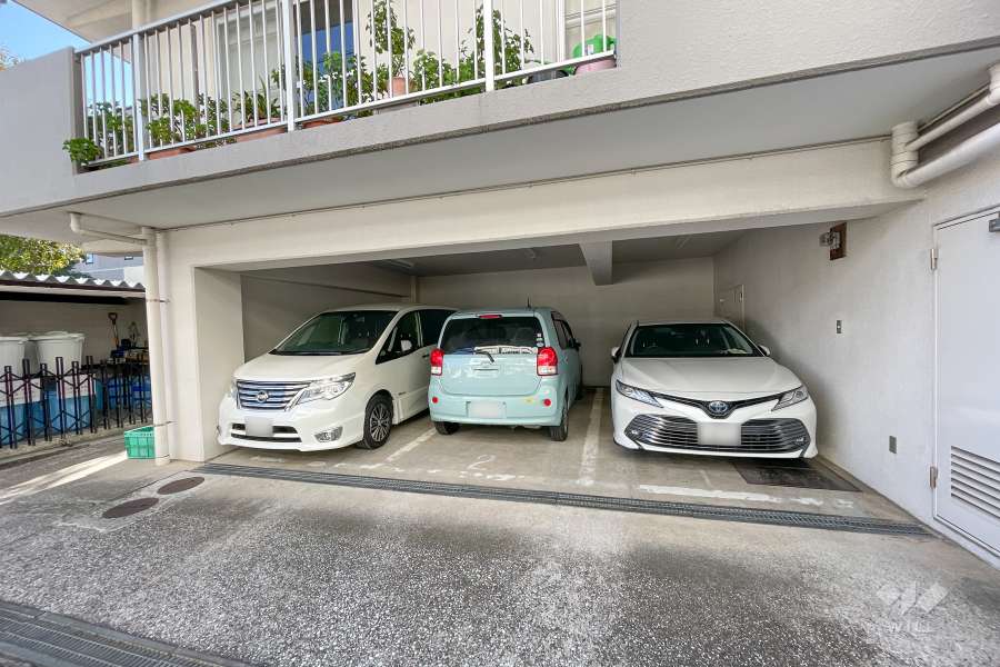 敷地内駐車場（屋内平面式）