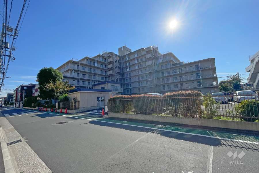 コープ野村東六郷の外観（北西側から）