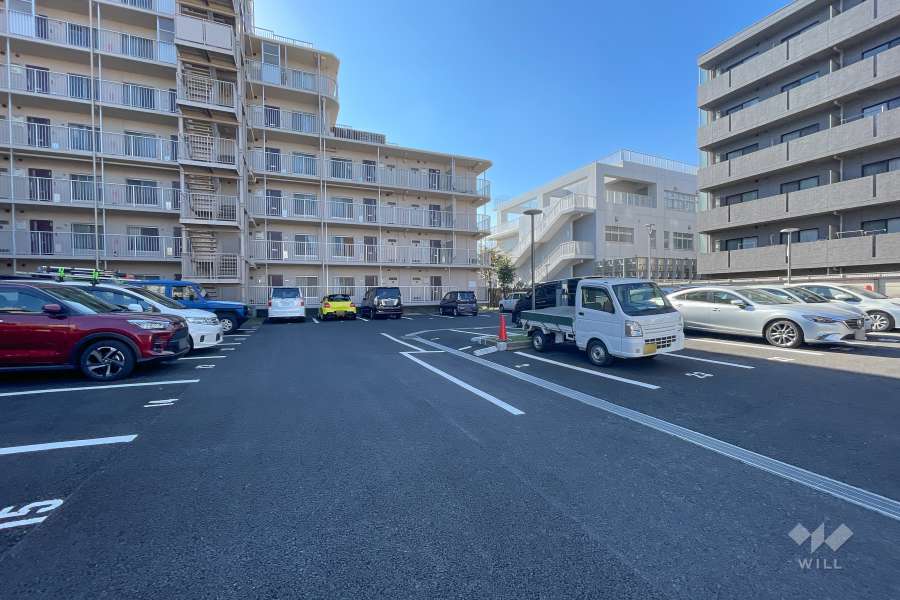 敷地内駐車場（屋外平面式）