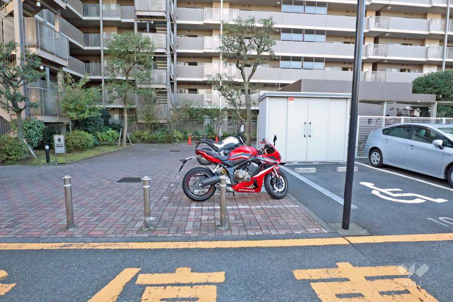 バイク置場
