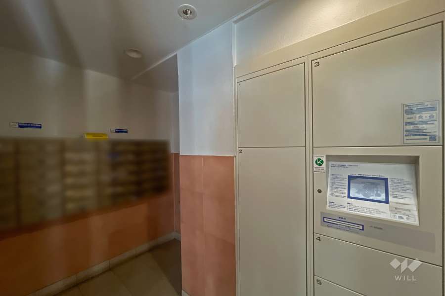 共用ポストと宅配ボックス