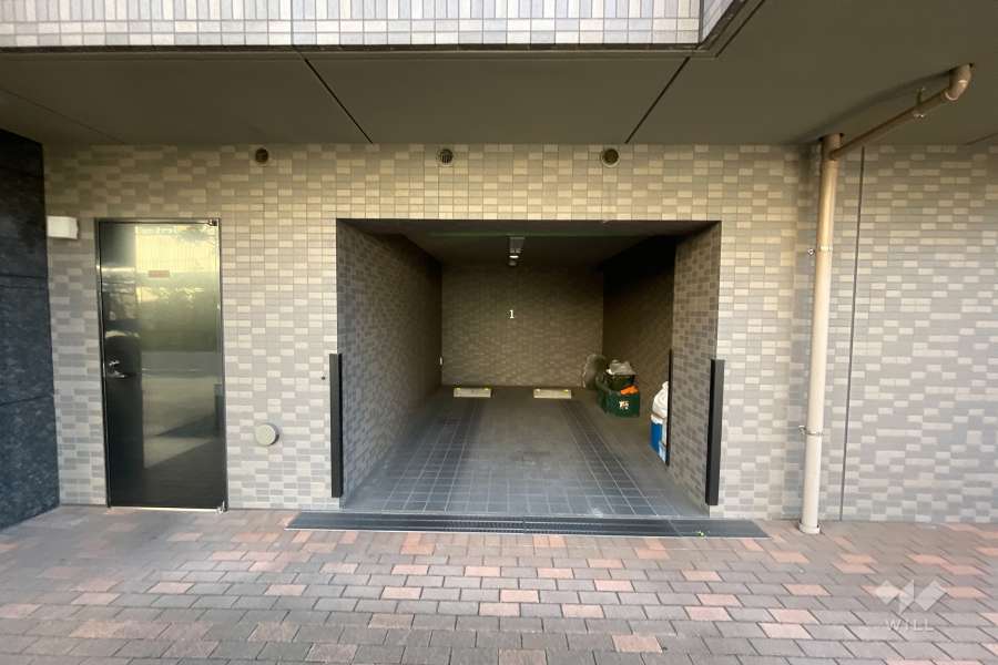 敷地内駐車場（屋内平面式）