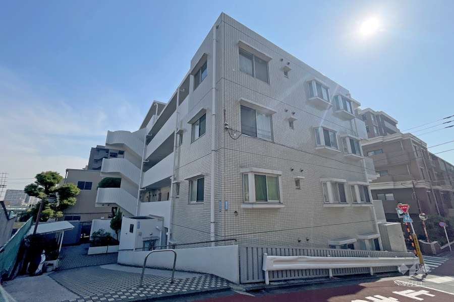クリオ蒲田東ホームズの外観（北西側から）