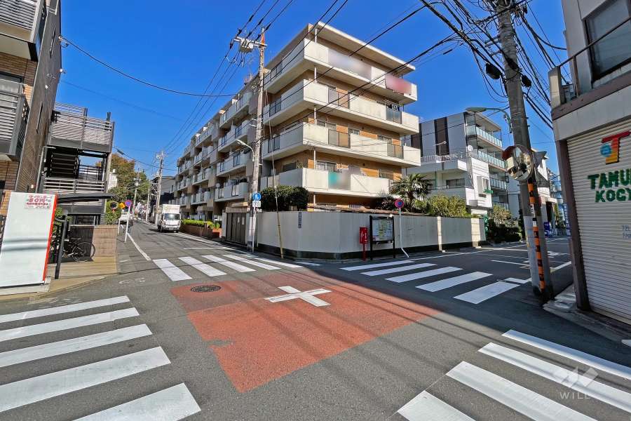 東糀谷ローヤルコーポの外観（南西側から）