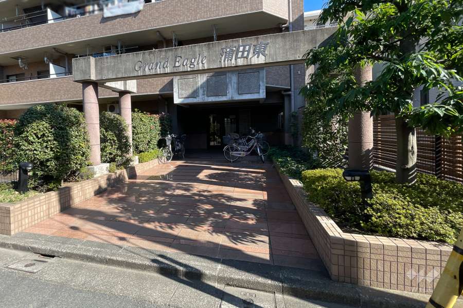 エントランスアプローチ