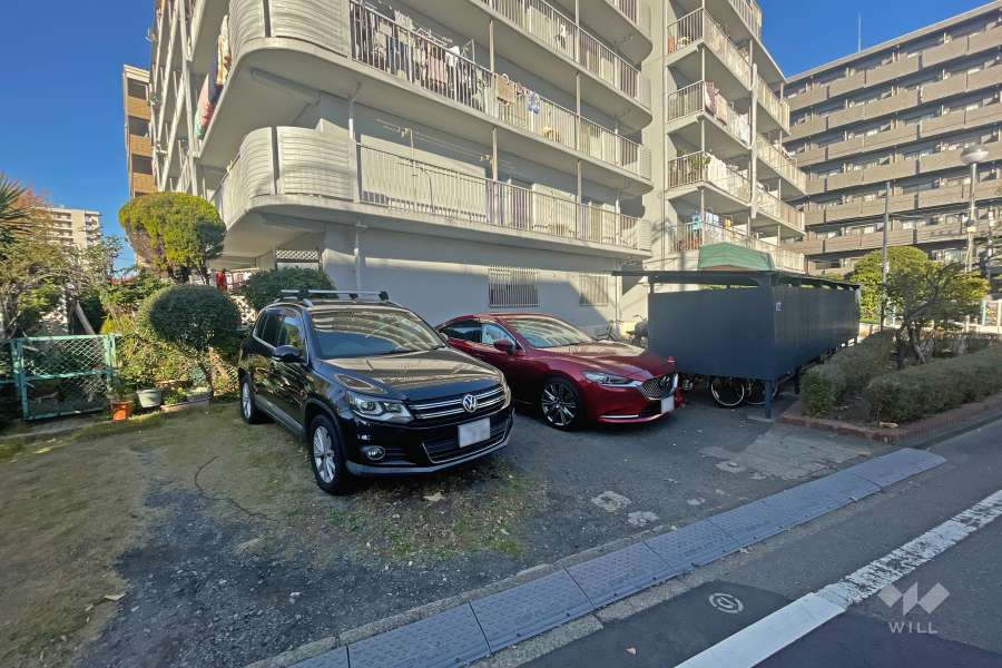 敷地内駐車場（屋外平面式）