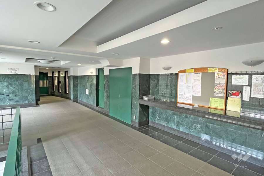 エントランスホール