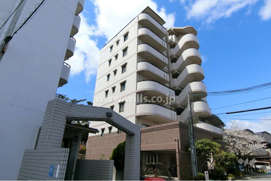 グランフェルティ甲陽園の外観（東側から）