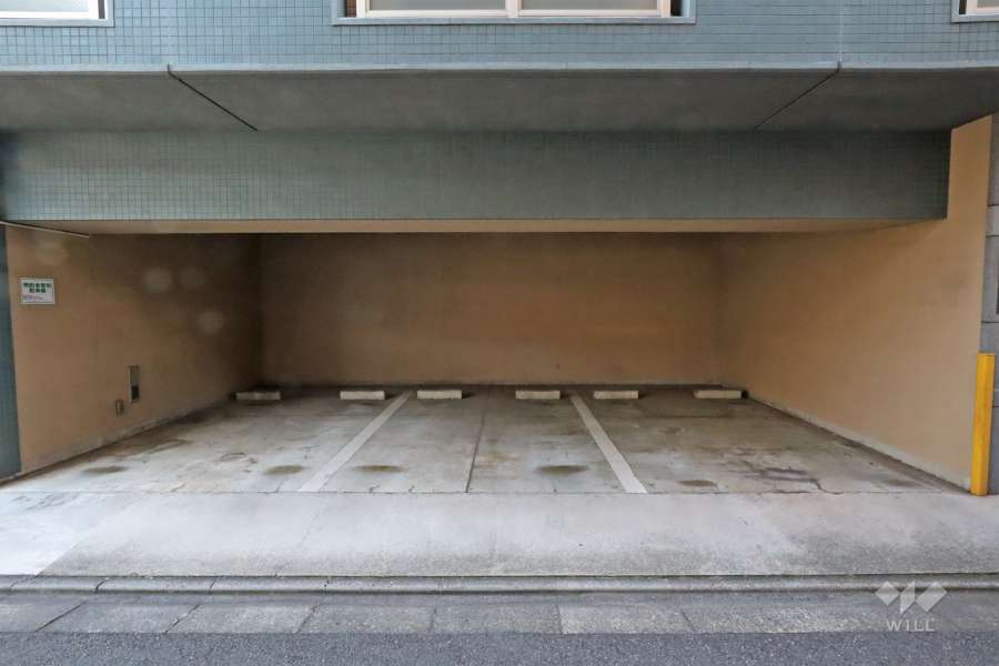 敷地内駐車場（屋内平面式）