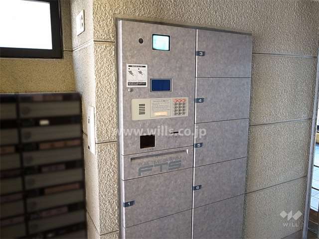 共用ポストと宅配ボックス