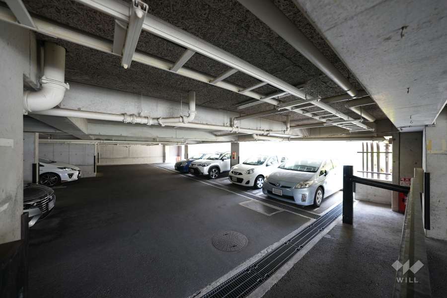 敷地内駐車場（屋内平面式）