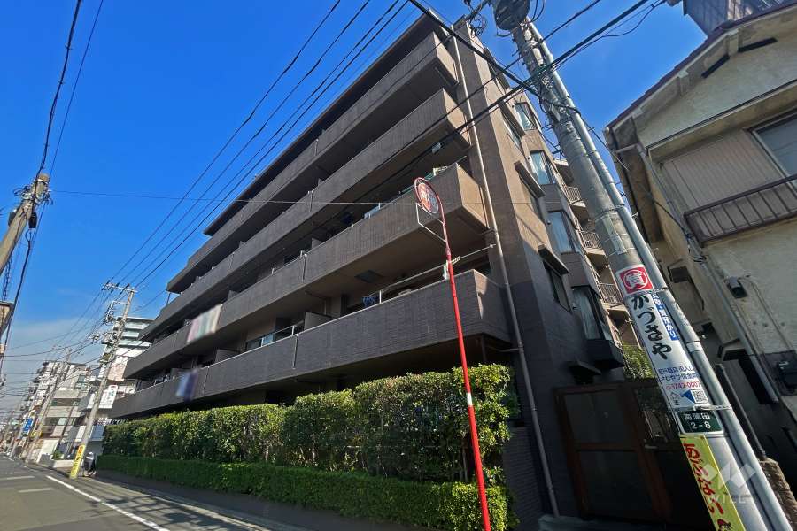レクセルマンション京急蒲田の外観（南西側から）
