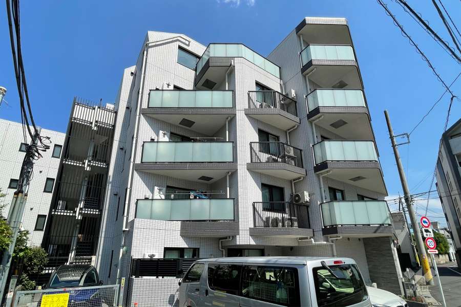 プレシス久が原の外観（南西側から）