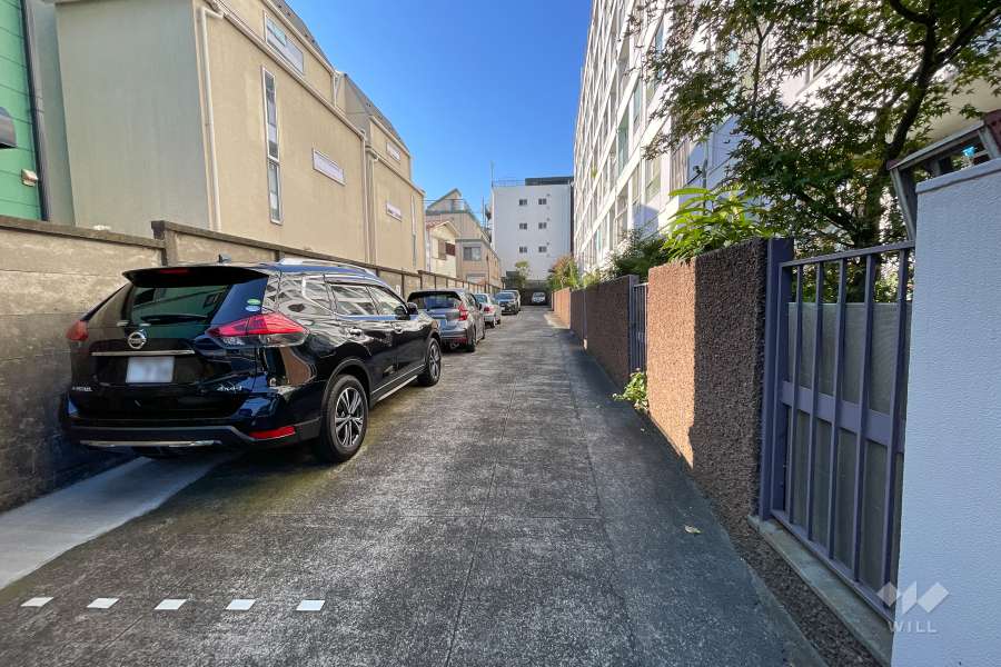 敷地内駐車場（屋外平面式）