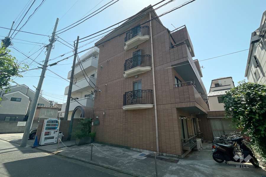 晴紀館の外観（西側から）