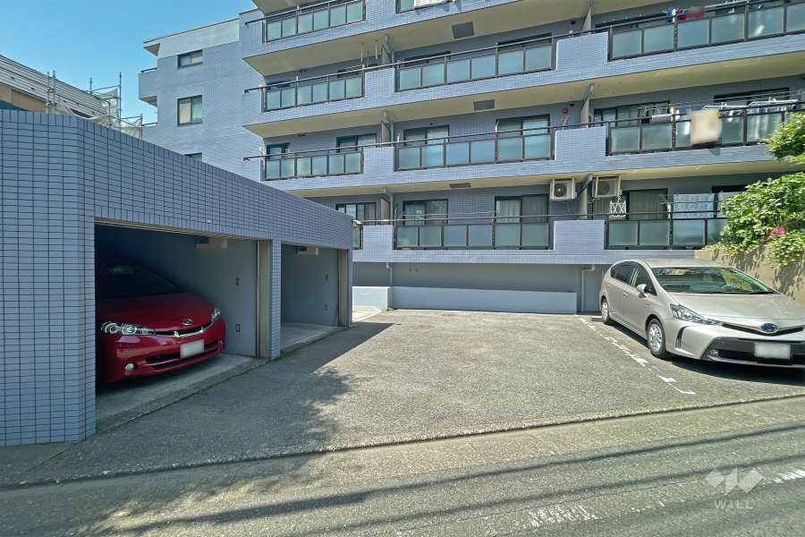 敷地内駐車場（屋外・屋内平面式）