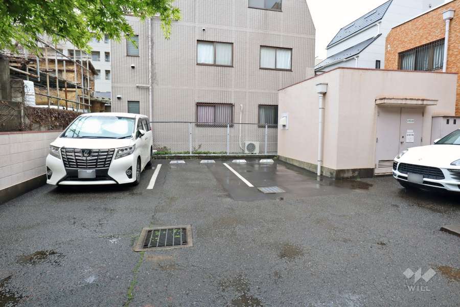 敷地内駐車場（屋外平面式）