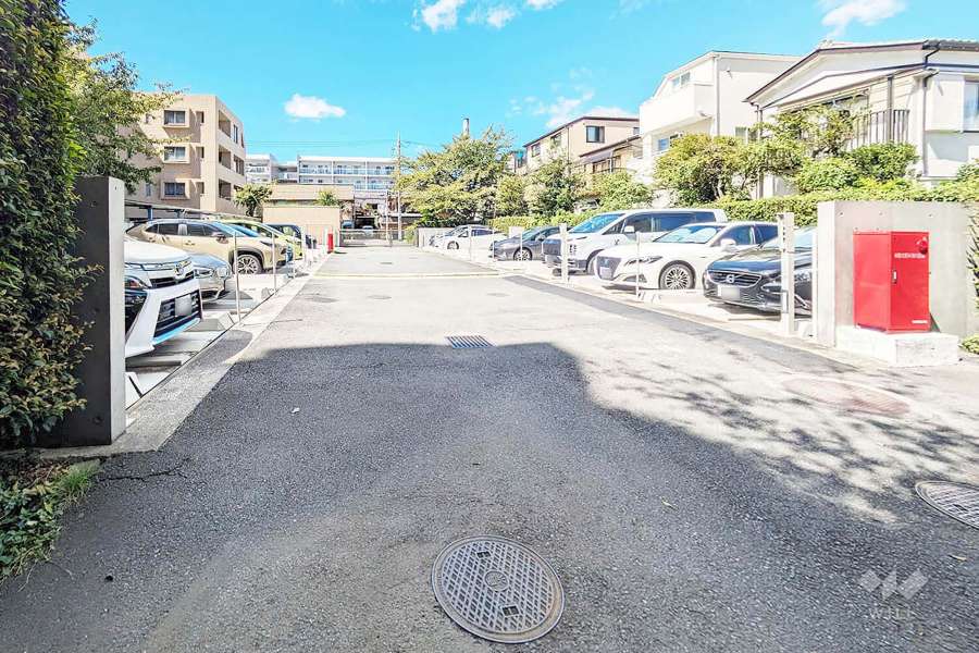 敷地内駐車場（屋外機械式）