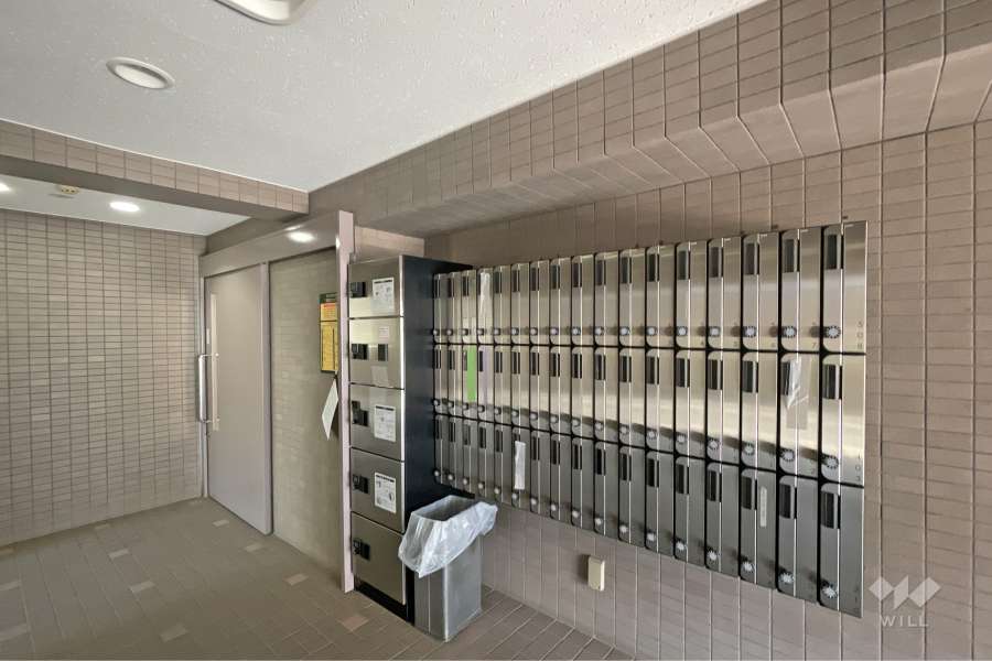 集合ポストと宅配ボックス