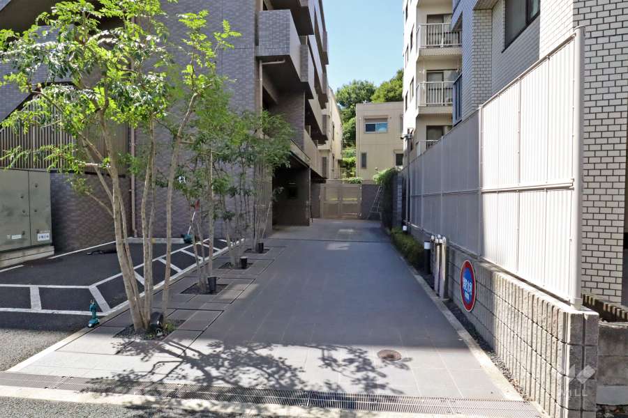 エントランスアプローチ