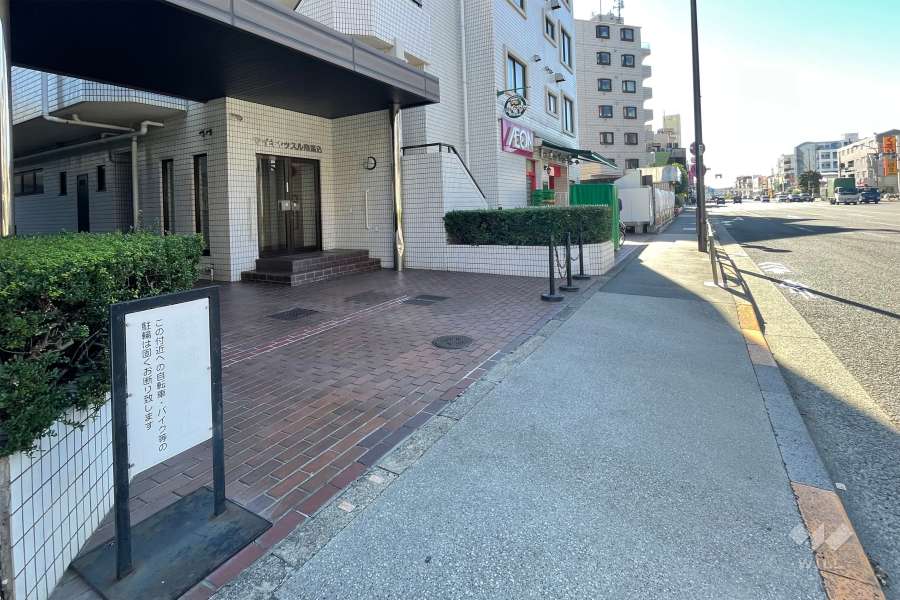 駐車場の出入り口