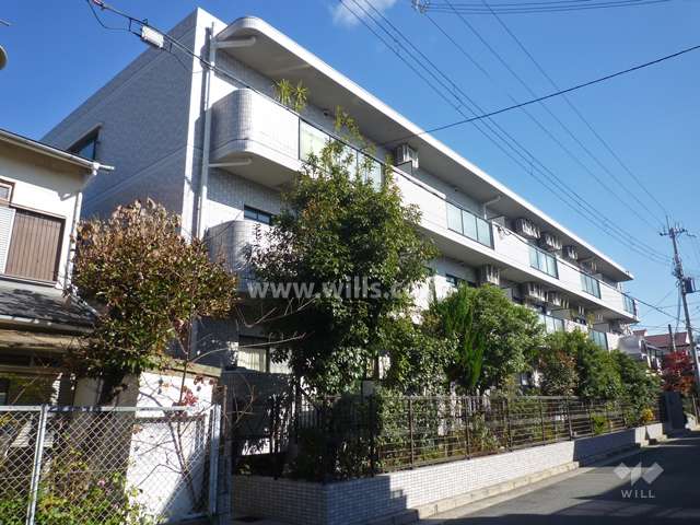 グリーンエクセル甲子園の外観（南西側から）