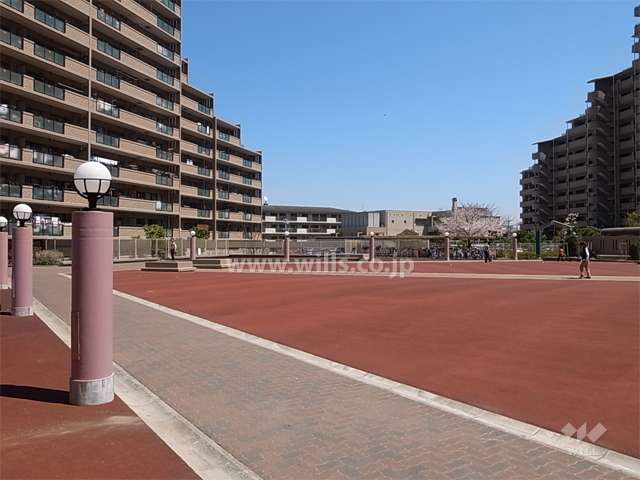 敷地中央にあるプレイロット