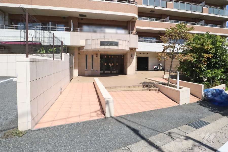 エントランスアプローチ