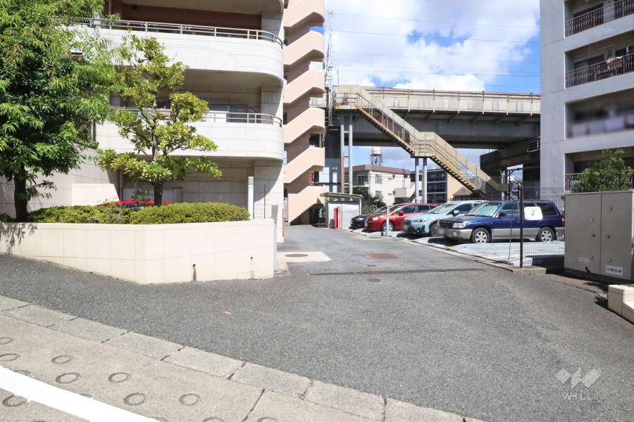 駐車場の出入り口