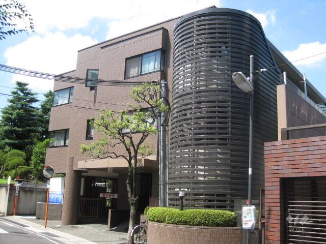 レジオン甲子園口の外観（北東側から）