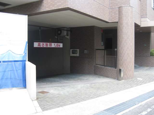 駐車場入り口
