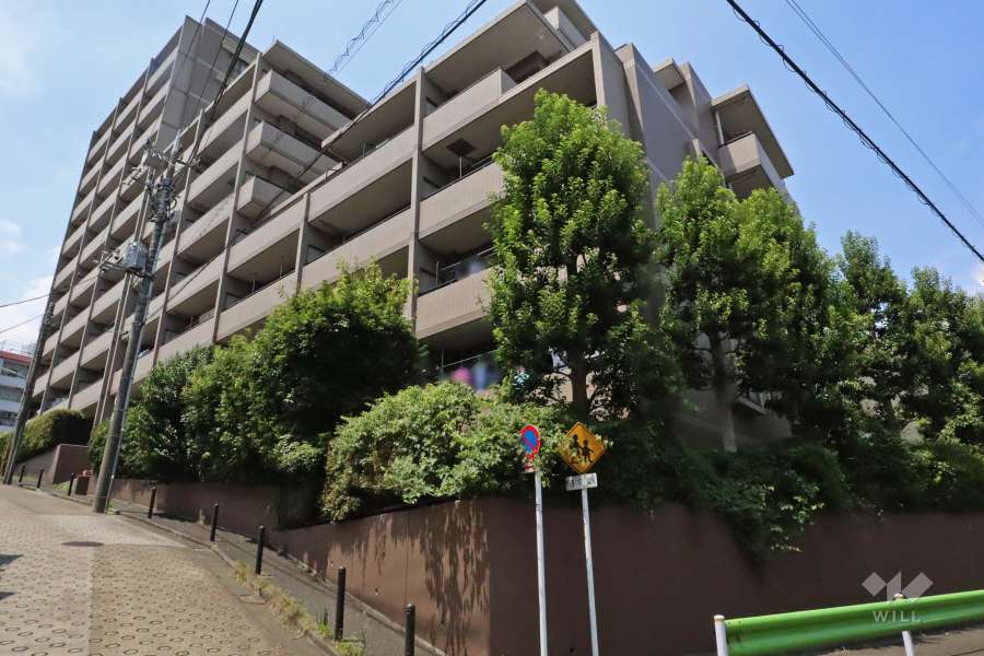 クレストフォルム南馬込の外観（南東側から）