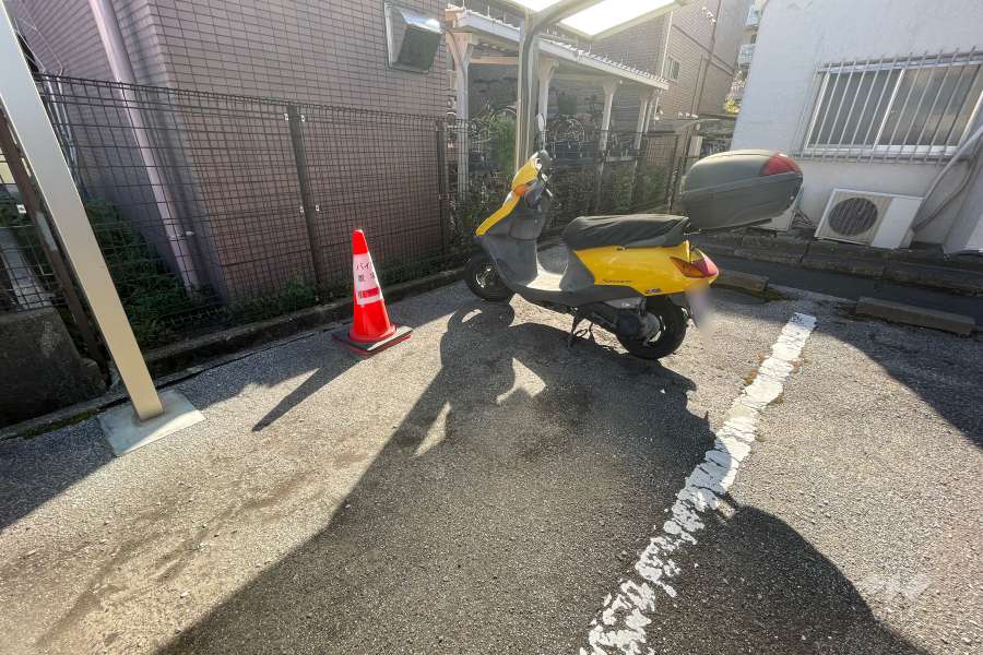 バイク置場