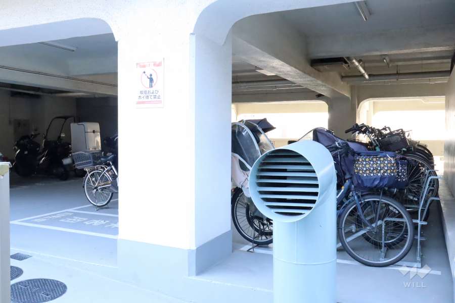 駐輪場