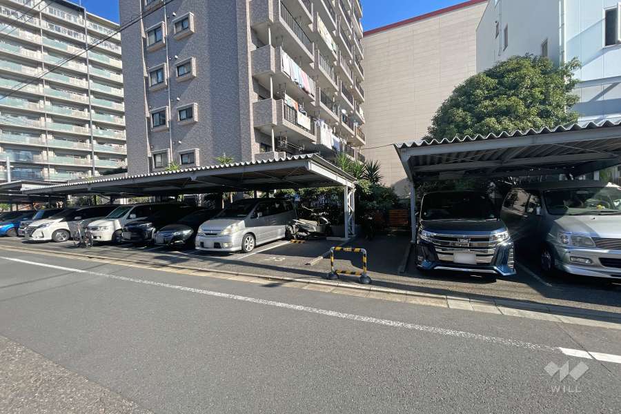 敷地内駐車場（屋外平面式）
