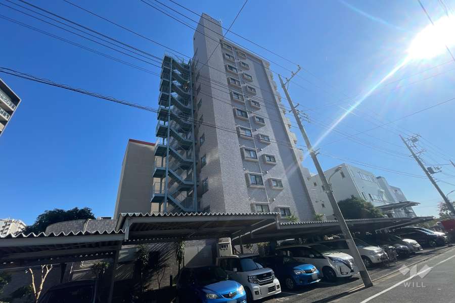 グランイーグル多摩川緑地２の外観（北西側から）