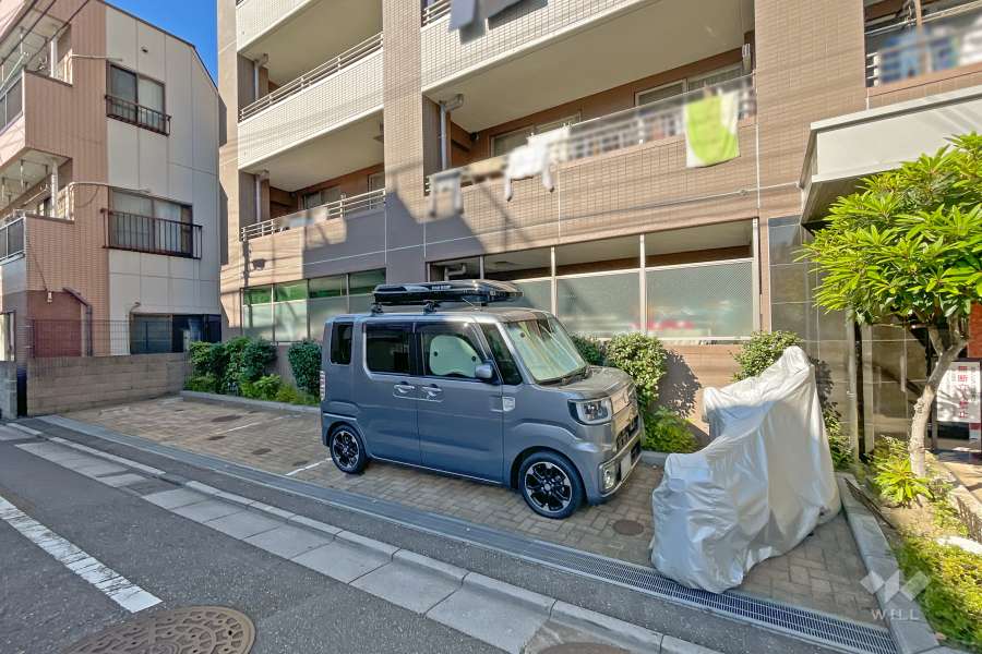 敷地内駐車場（屋外平面式）
