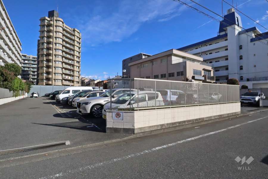 敷地内駐車場（屋外平面式）