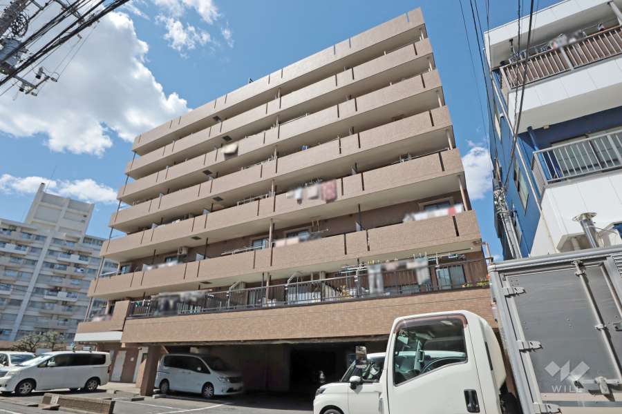 グランイーグル多摩川緑地3の外観(南東側から)