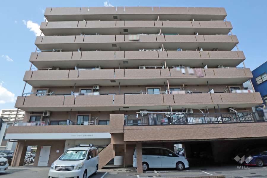 グランイーグル多摩川緑地３の外観(南側から)