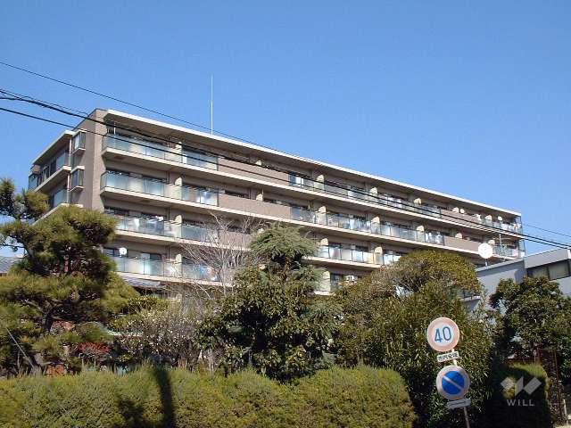 ステイツ苦楽園ガーデンヒルズの外観（南西側から）