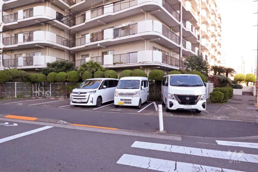 敷地内駐車場（屋外平面式）