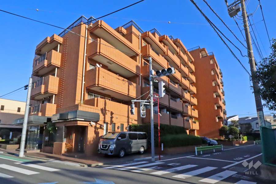 ロイヤルハイツ南六郷の外観（南西側から）