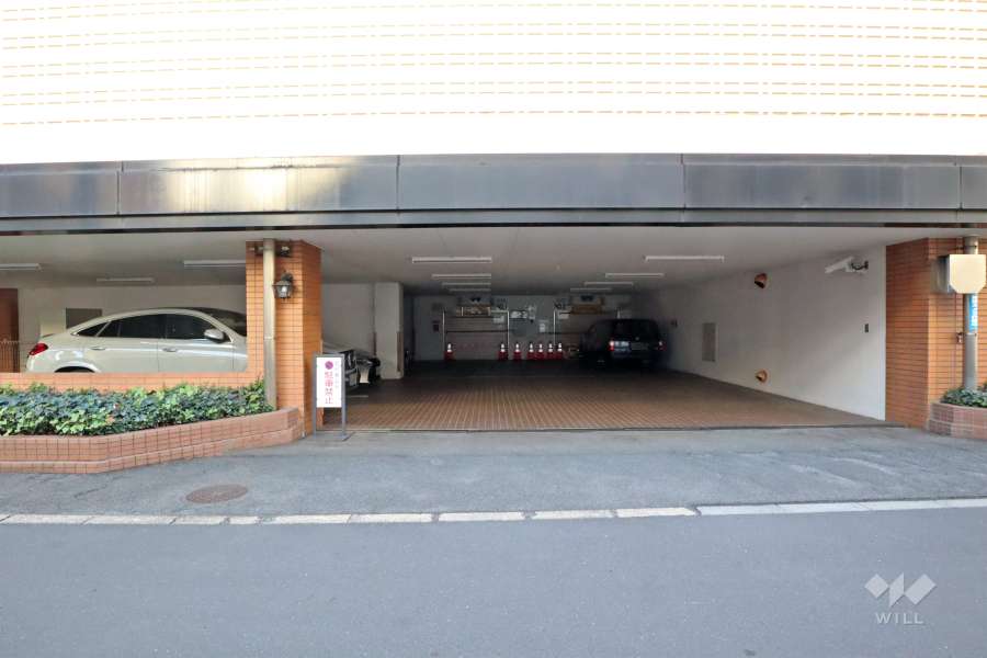 敷地内駐車場（屋内平面式）