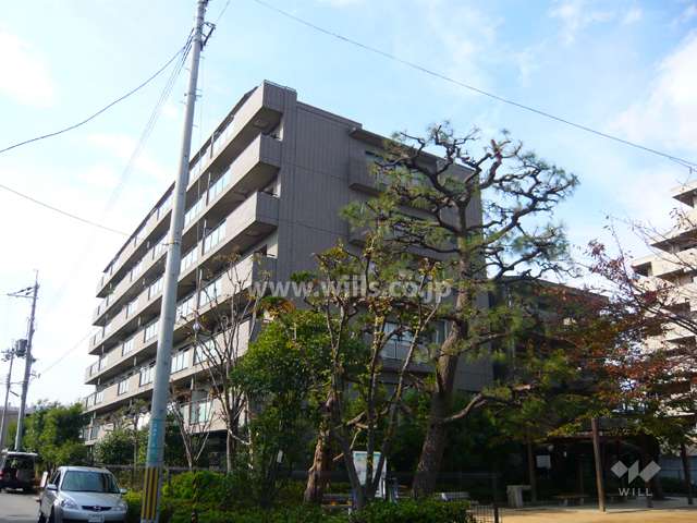 藤和西宮北口ホームズの外観（南東側から）