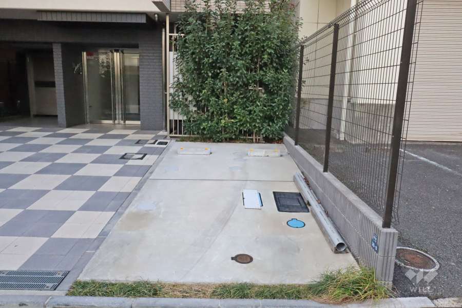 敷地内駐車場（屋外平面式）